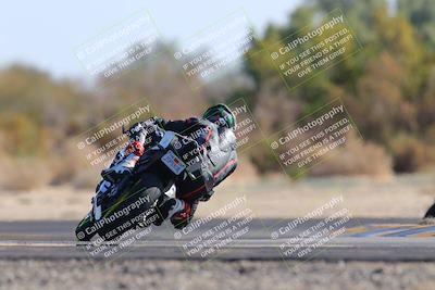 media/Dec-18-2022-SoCal Trackdays (Sun) [[8099a50955]]/Turn 7 Backside (1125am)/